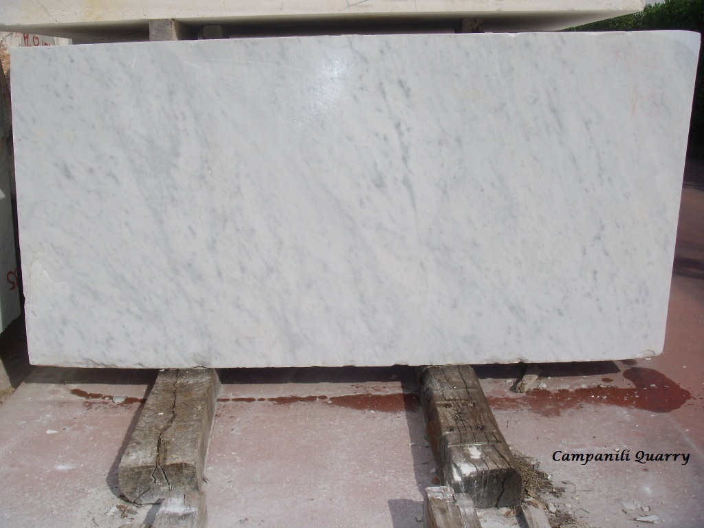 Bianco Carrara C Slabs (3)